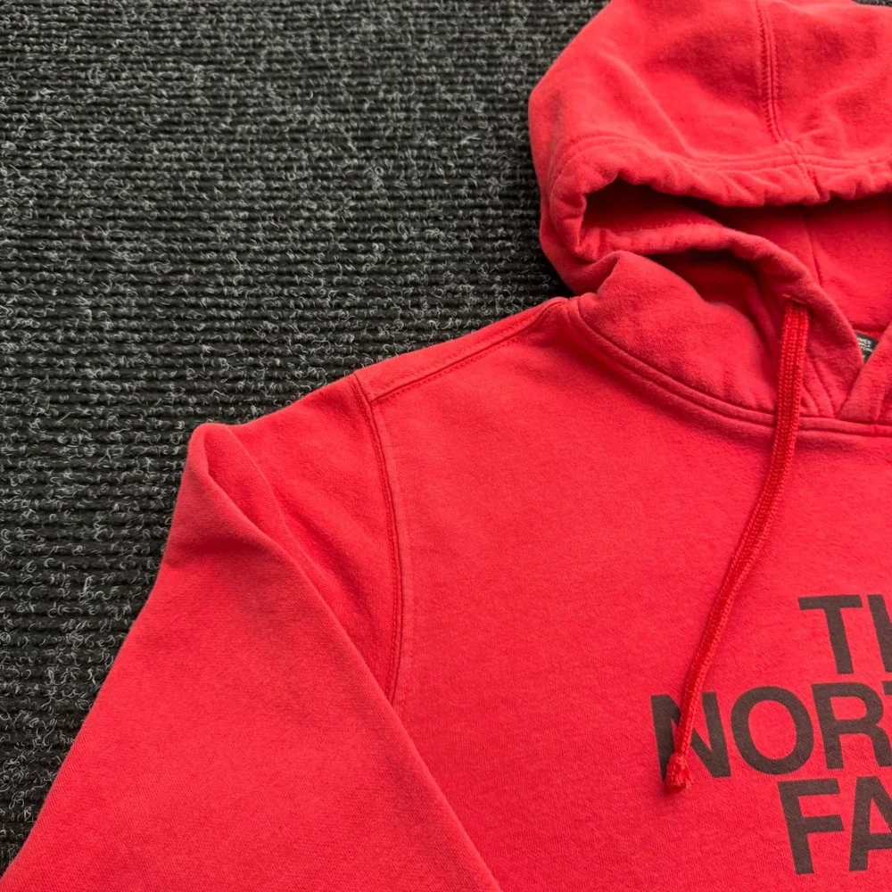 The North Face Mens Red Graphic Logo Pullover Hoodie Size Medium NF0A3NZA